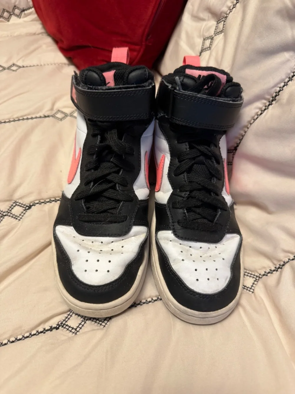 Nike girls black